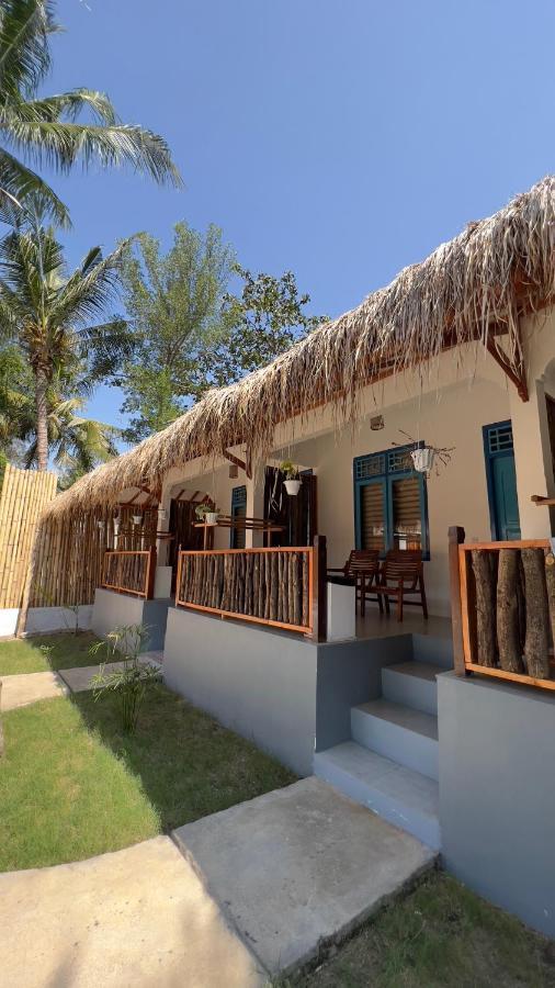 Formosa Beach Club & Bungalow Gili Air Esterno foto